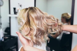Coloration blond La Garde